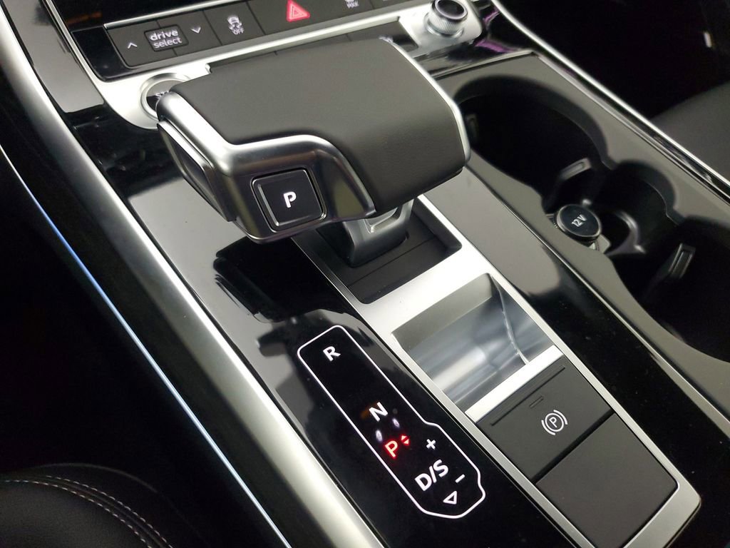 New 2026 Audi Q7 2.0T Premium AWD/4WD image 32