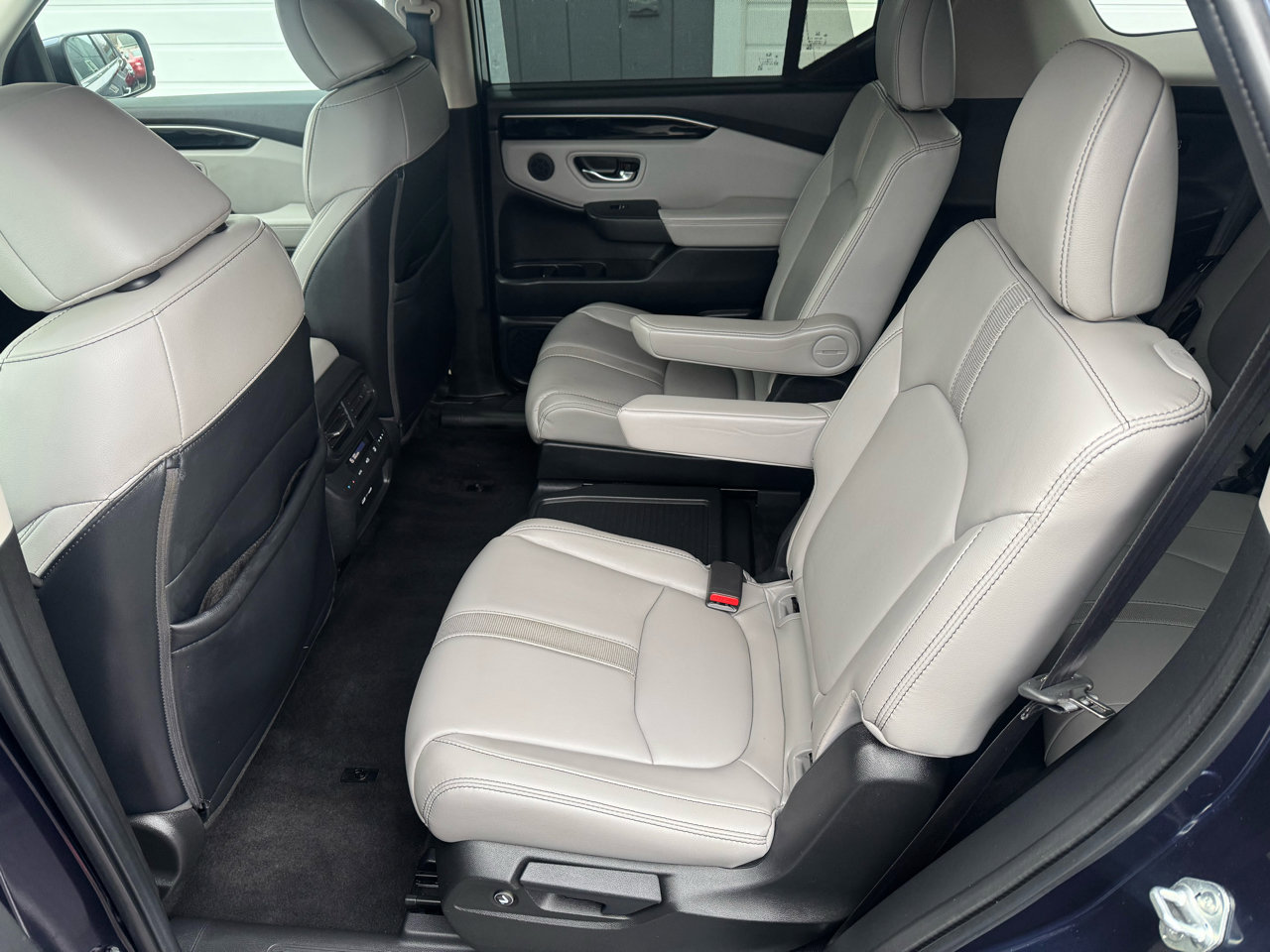 Used 2023 Honda Pilot EX-L image 9