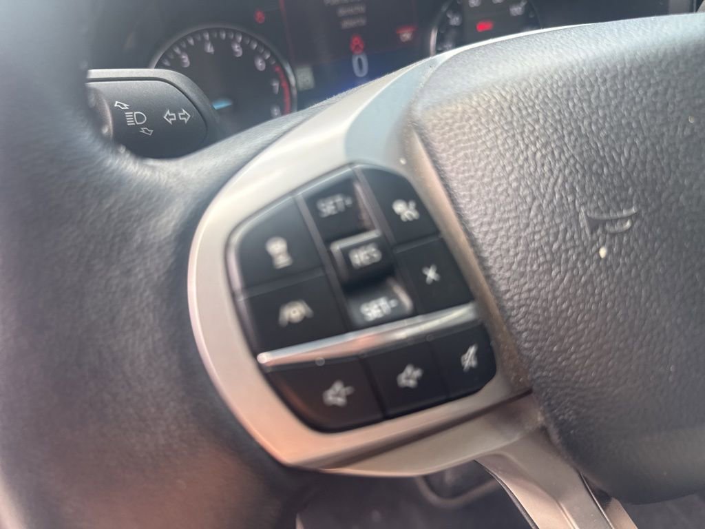 Used 2023 Ford Explorer XLT w/ Equipment Group 202A image 16