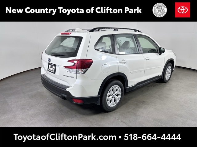 Used 2022 Subaru Forester image 3