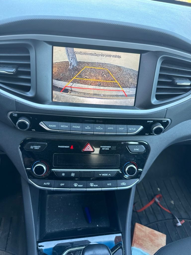 Used 2017 Hyundai Ioniq SEL FWD image 7