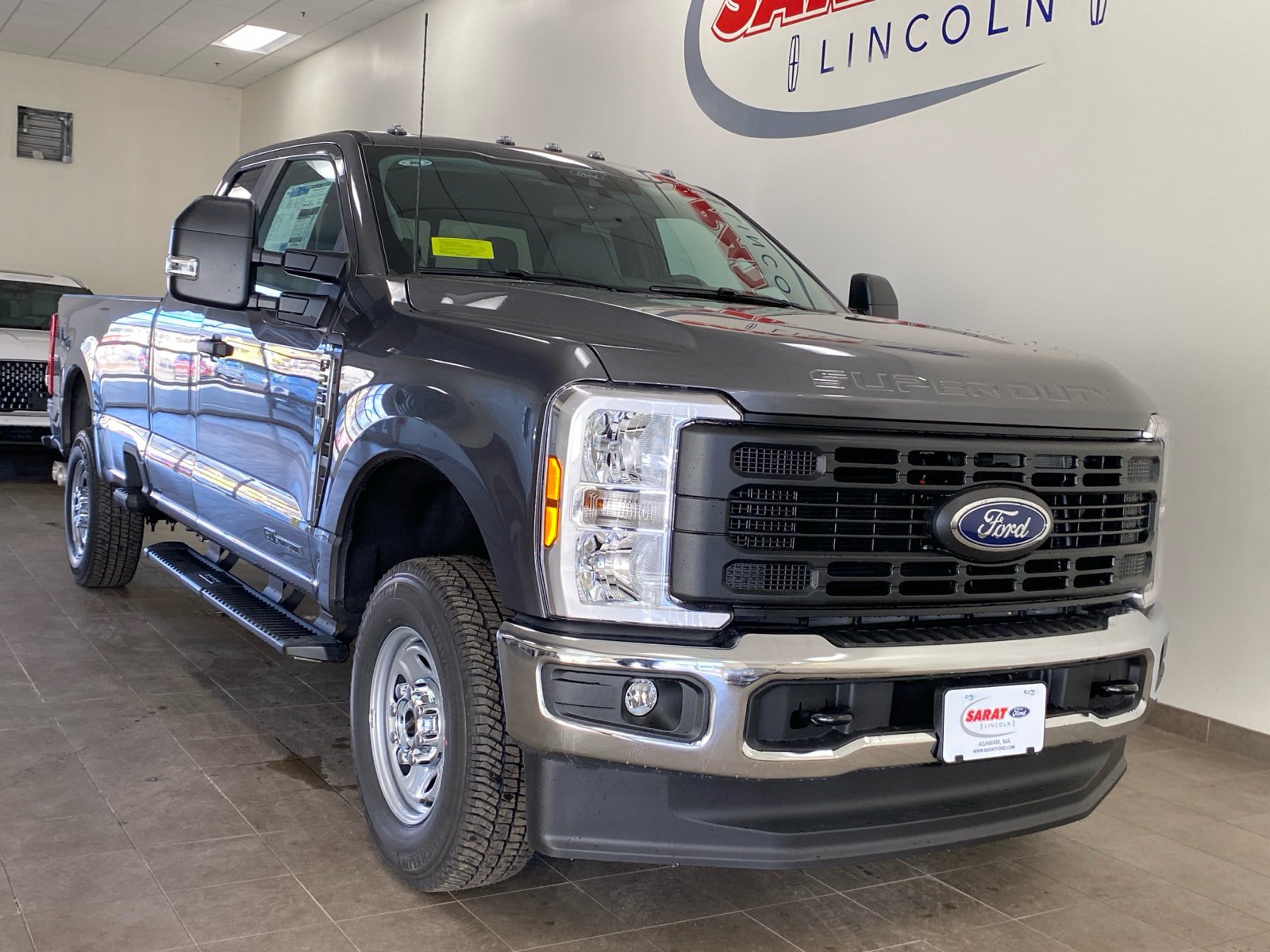 New 2026 Ford F250 XL w/ XL Chrome Package AWD/4WD image 2