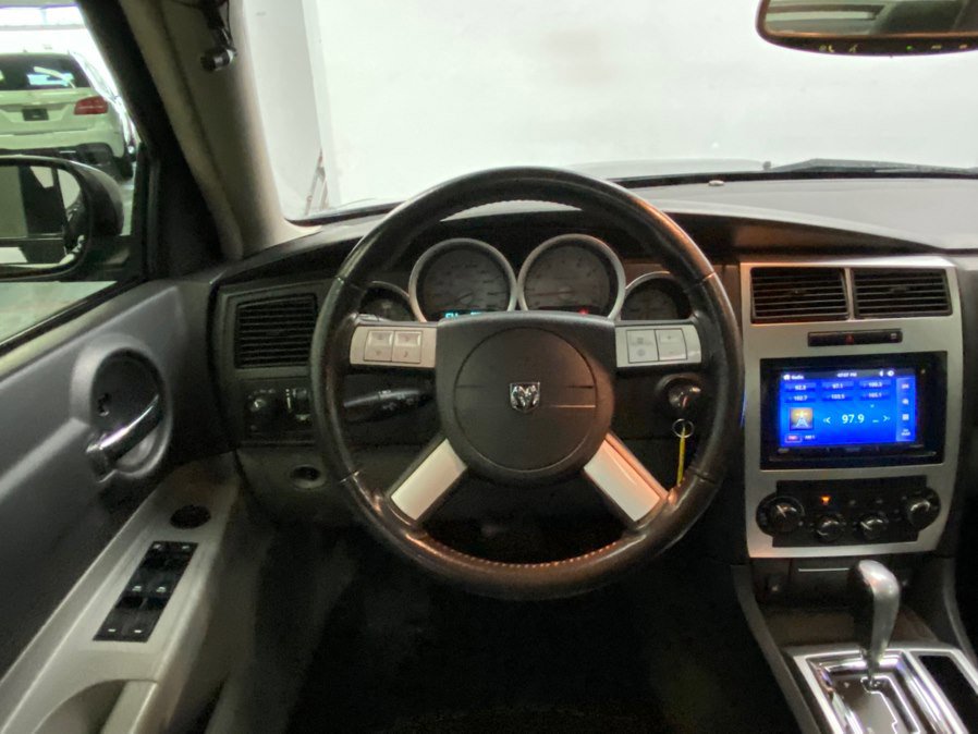 Used 2006 Dodge Charger SRT8 w/ SRT Option Group III RWD image 35