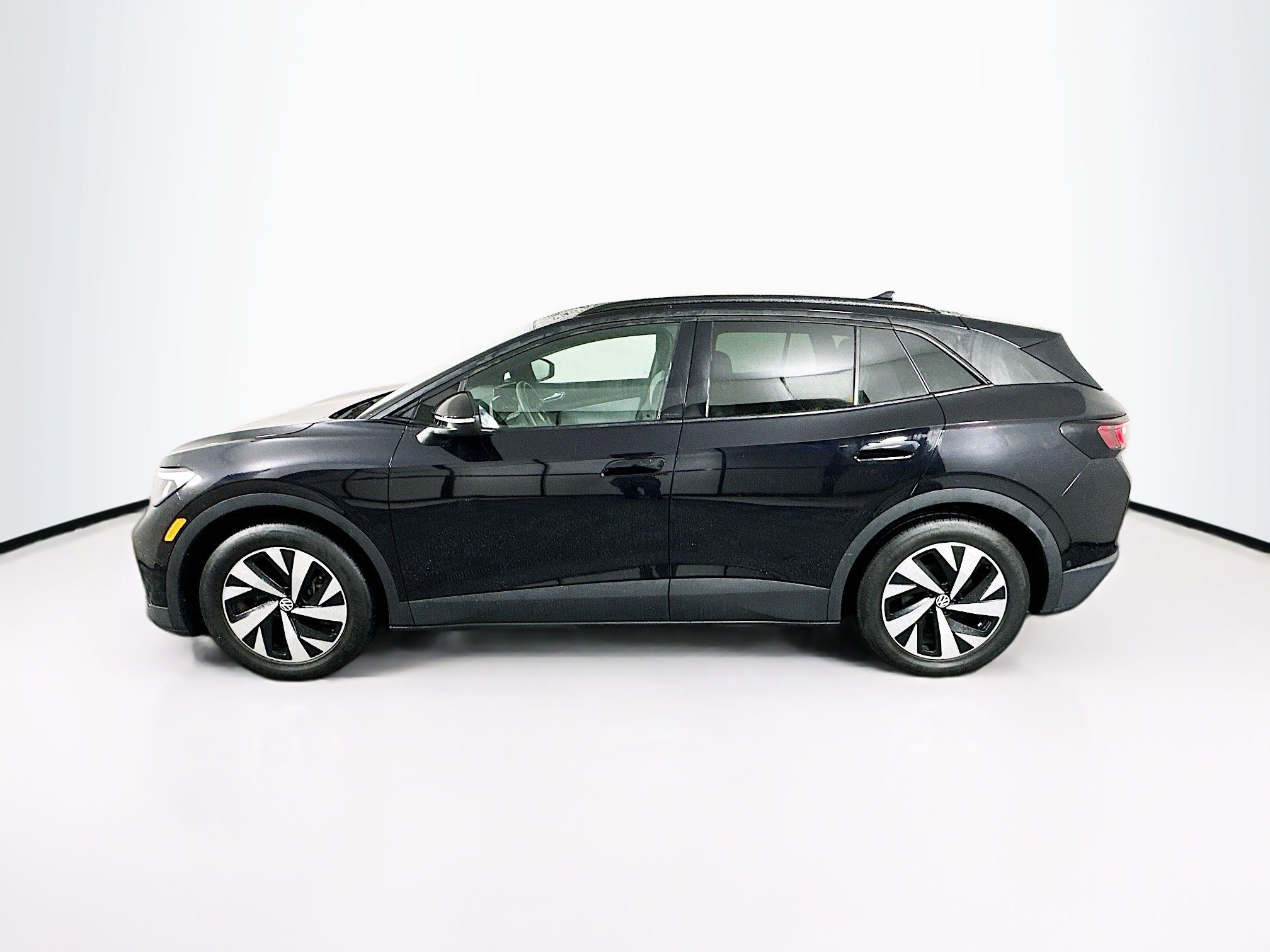 Used 2024 Volkswagen ID.4 2WD image 4