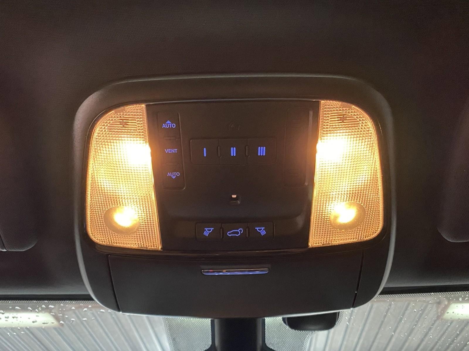 Used 2021 Dodge Durango GT image 34