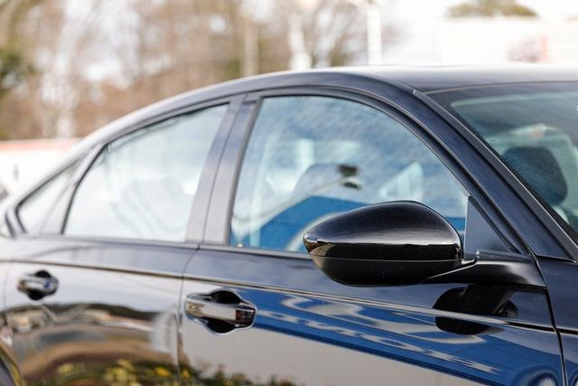 Used 2025 Honda Accord SE image 16