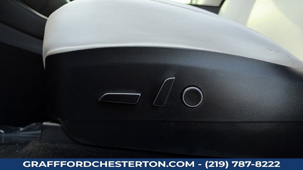 Used 2021 Tesla Model Y Long Range AWD/4WD image 15