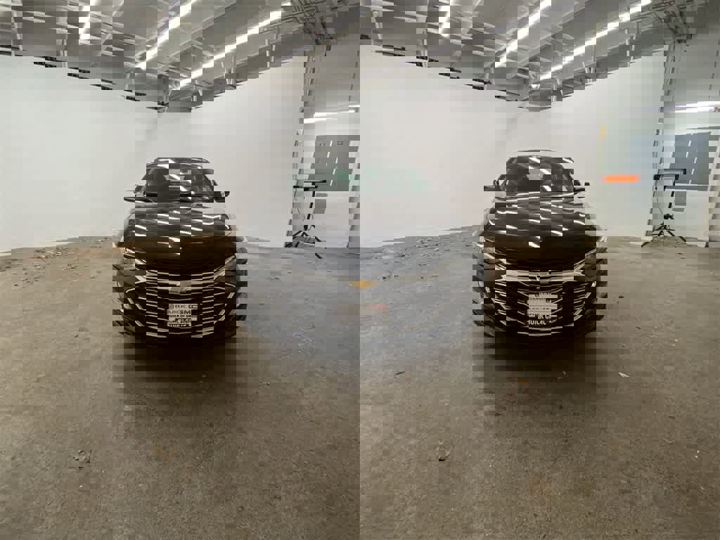 Used 2023 Chevrolet Malibu LT image 9