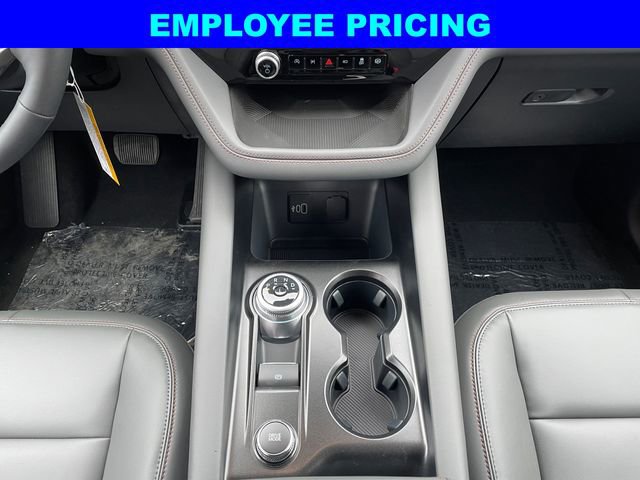 New 2026 Ford Explorer Active AWD/4WD image 11