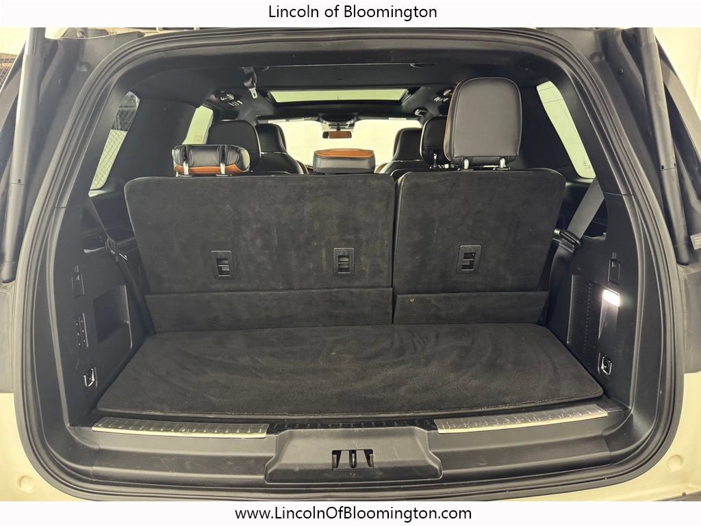 Certified 2019 Lincoln Navigator Reserve AWD/4WD image 14