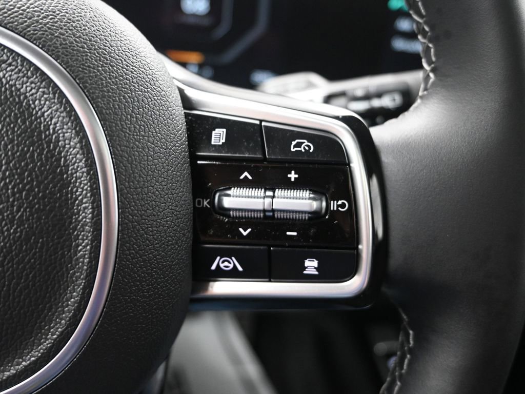 Used 2025 Kia Sorento SX AWD/4WD image 27