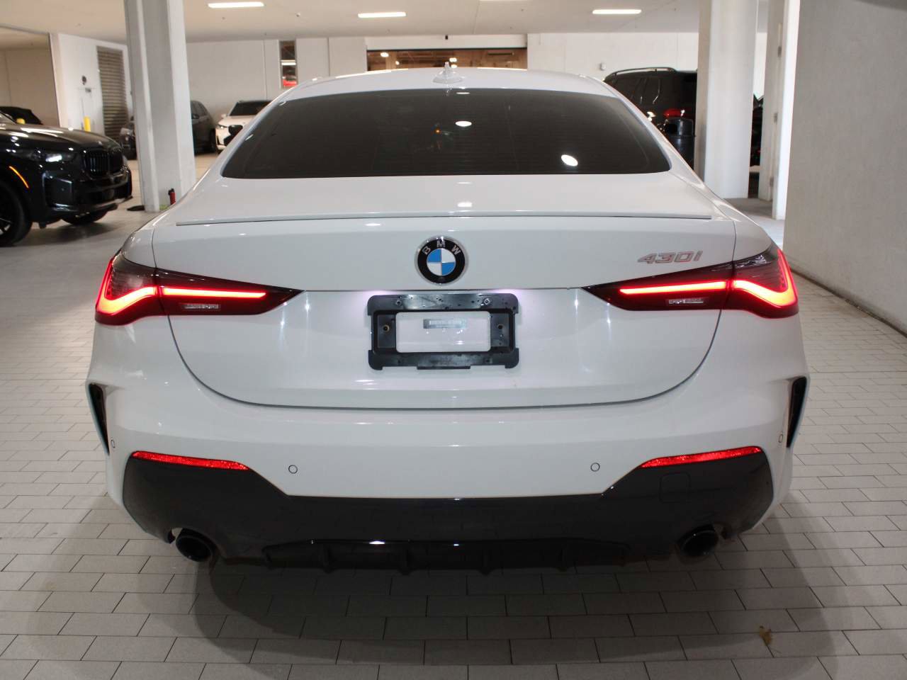 Certified 2022 BMW 430i Coupe w/ M Sport Package RWD image 6