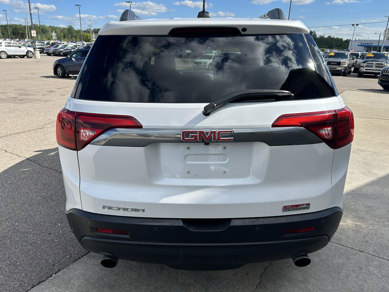 Used 2019 GMC Acadia SLE w/ Driver Alert Package I AWD/4WD image 6