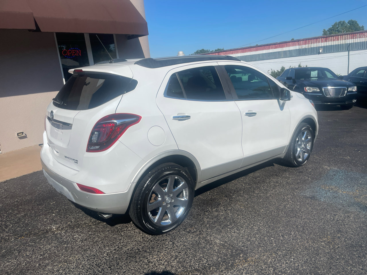 Used 2017 Buick Encore Premium w/ Experience Buick Package image 5