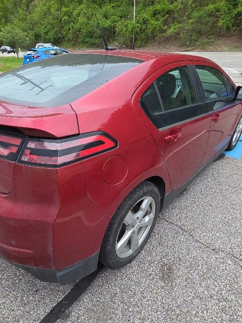 Used 2013 Chevrolet Volt w/ Enhanced Safety Package 2 FWD image 5