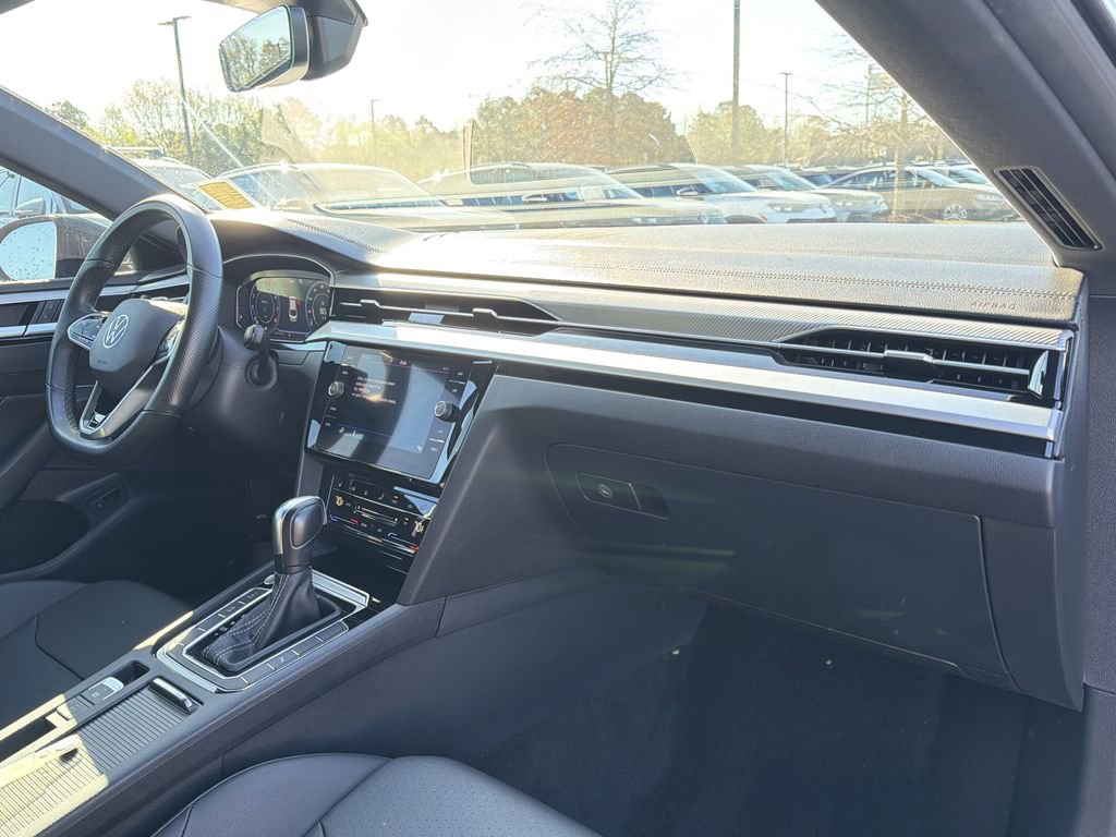 Used 2022 Volkswagen Arteon SE image 19