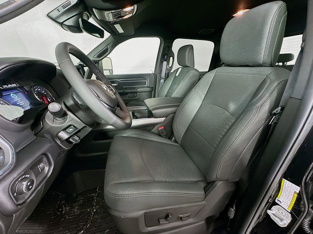 New 2026 RAM 2500 Big Horn AWD/4WD image 28