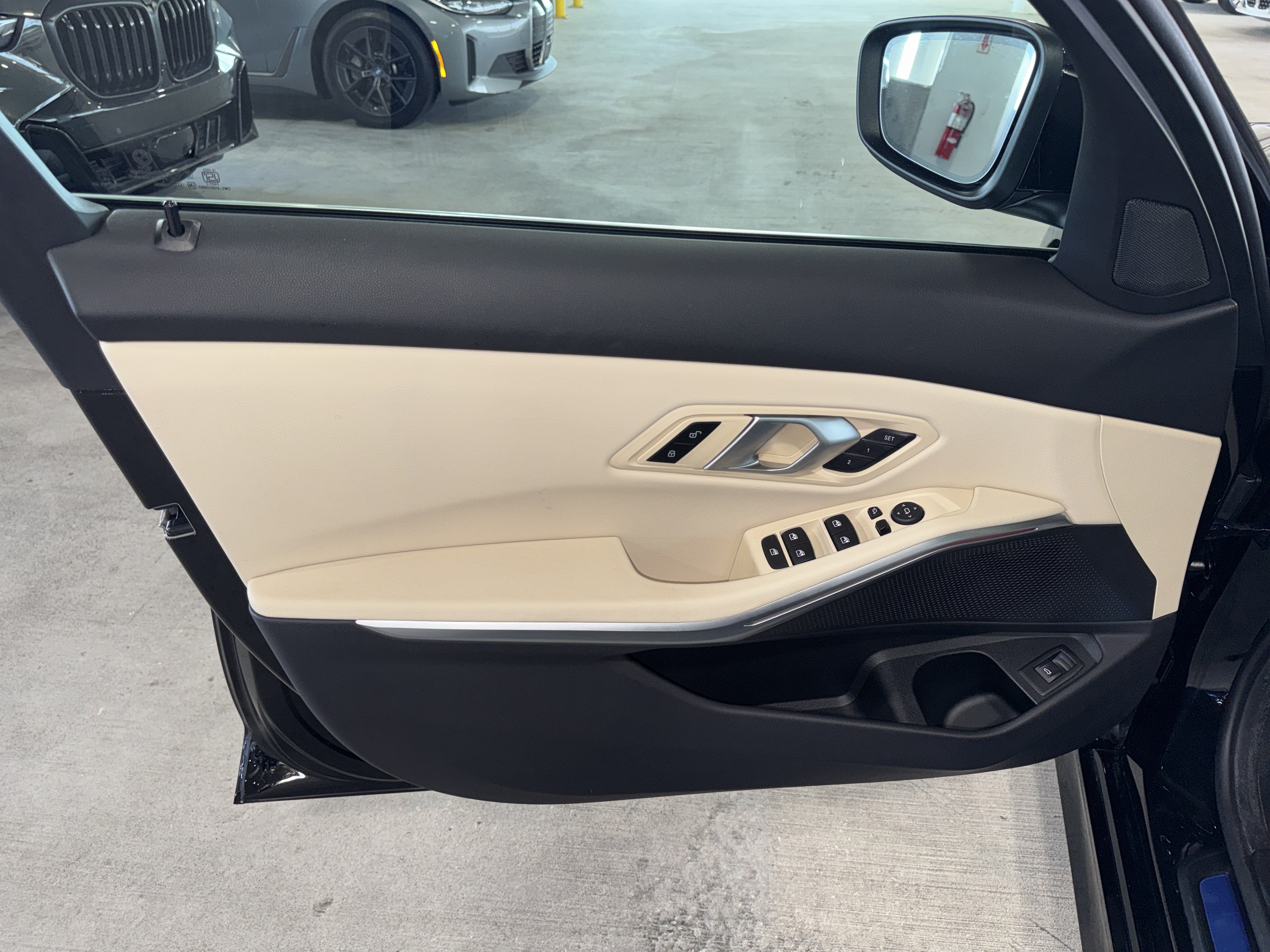 Certified 2025 BMW 330i Sedan w/ Premium Package RWD image 17