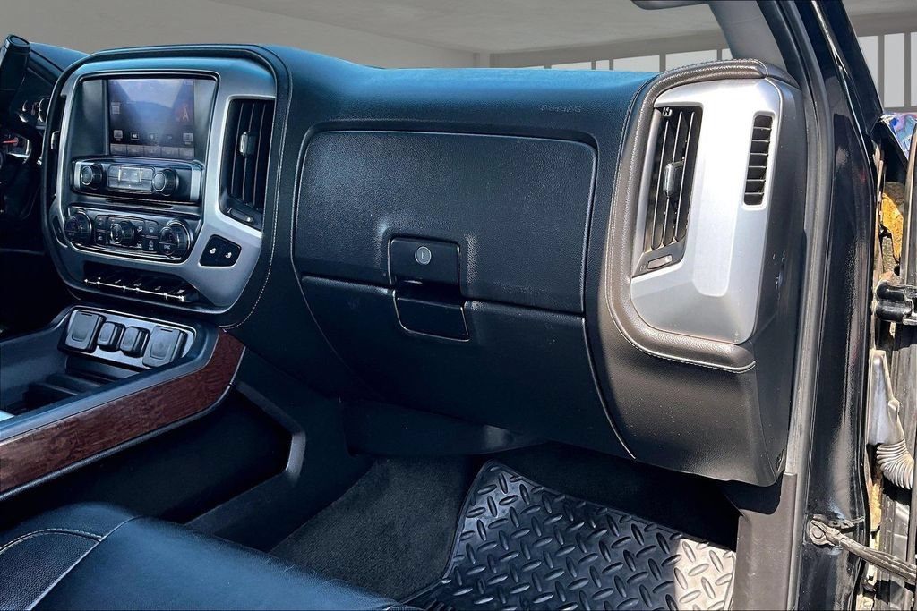 Used 2015 GMC Sierra 2500 SLT w/ Suspension Package, Off-Road RWD image 17