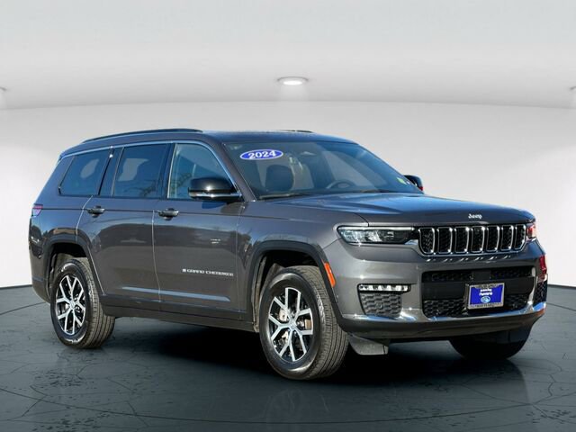 Used 2024 Jeep Grand Cherokee L Limited w/ Luxury Tech Group II image 8