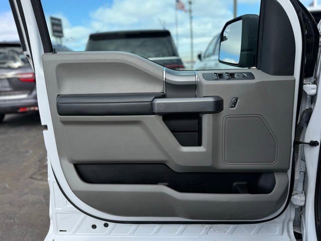 Used 2020 Ford F150 XLT w/ Equipment Group 302A Luxury image 9