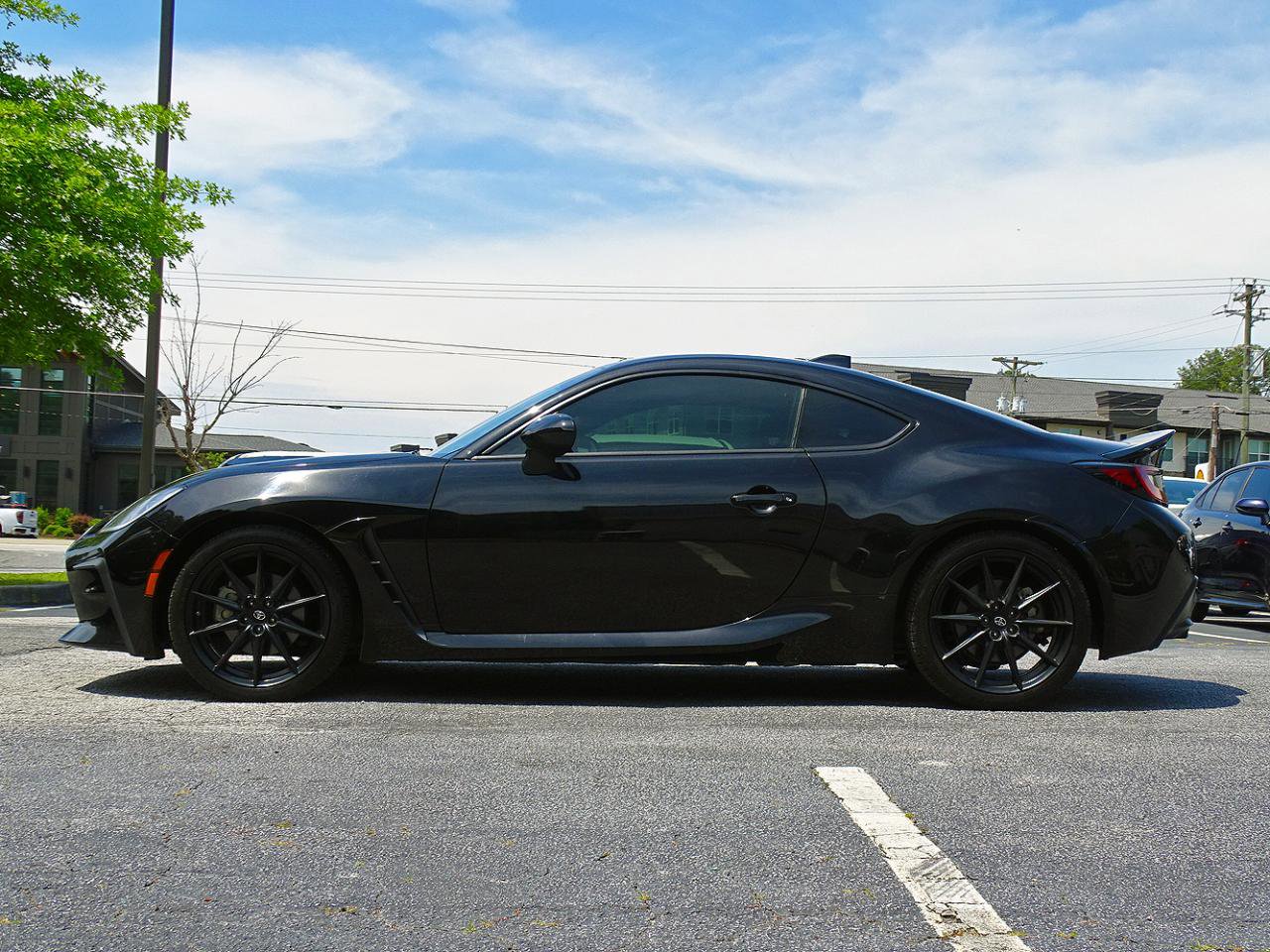 Used 2023 Toyota GR86 Premium RWD image 4