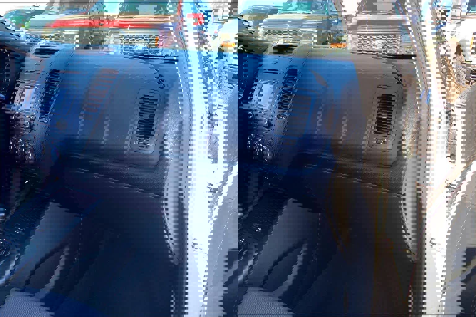 Used 2016 Kia Forte EX image 19