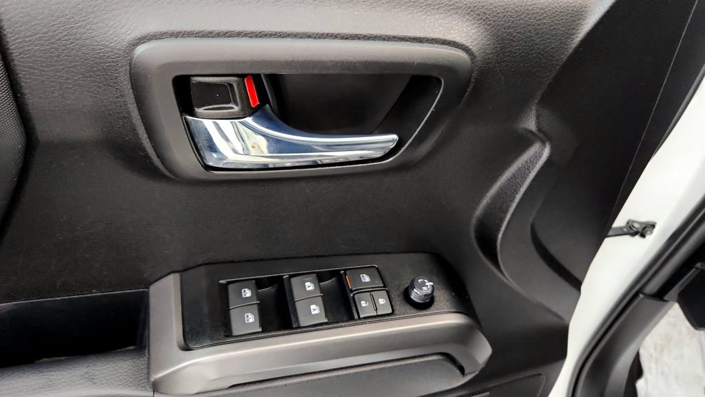 Certified 2023 Toyota Tacoma TRD Pro AWD/4WD image 23