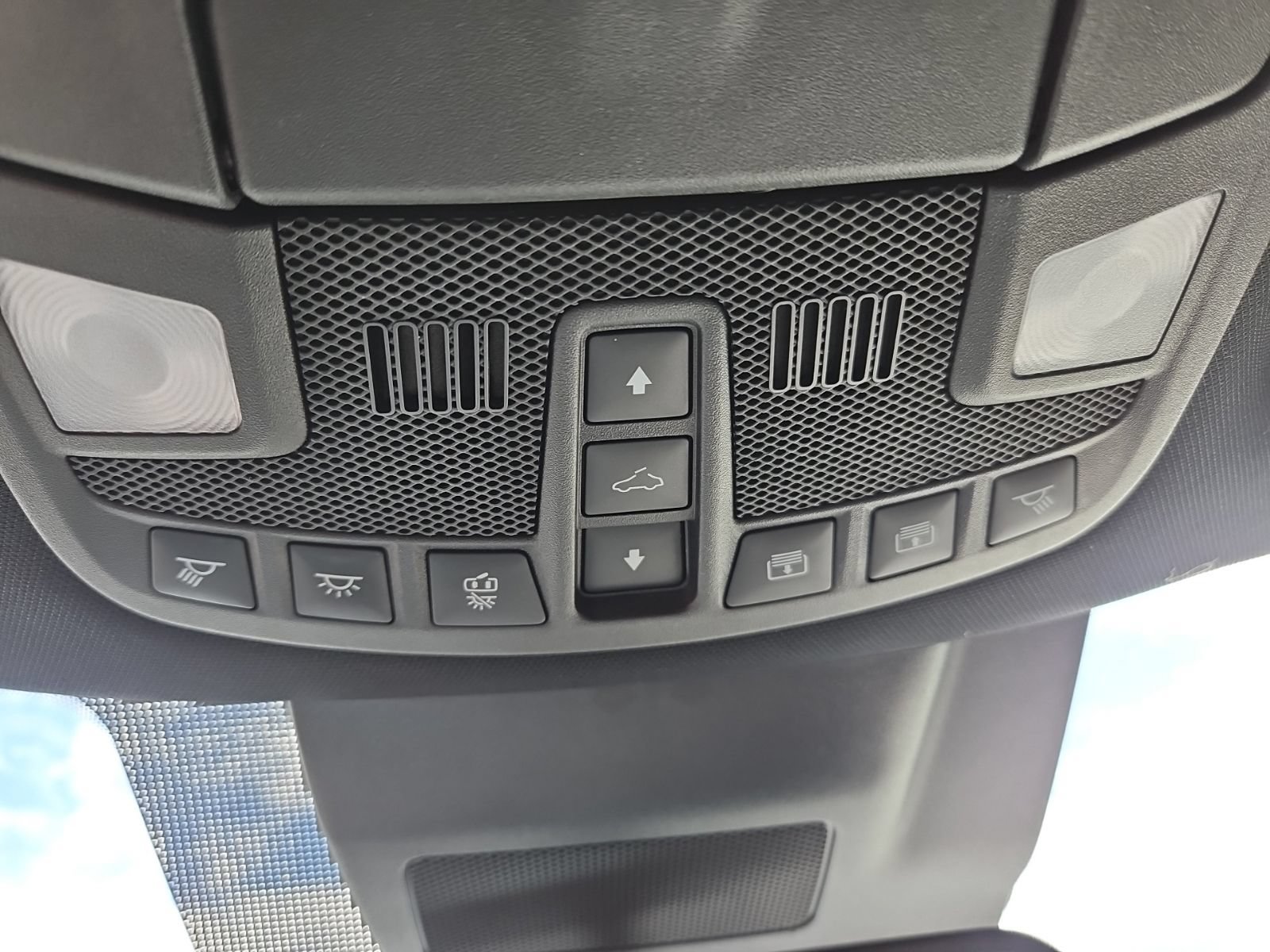 Used 2018 Ford Expedition Limited w/ Equipment Group 301A AWD/4WD image 34