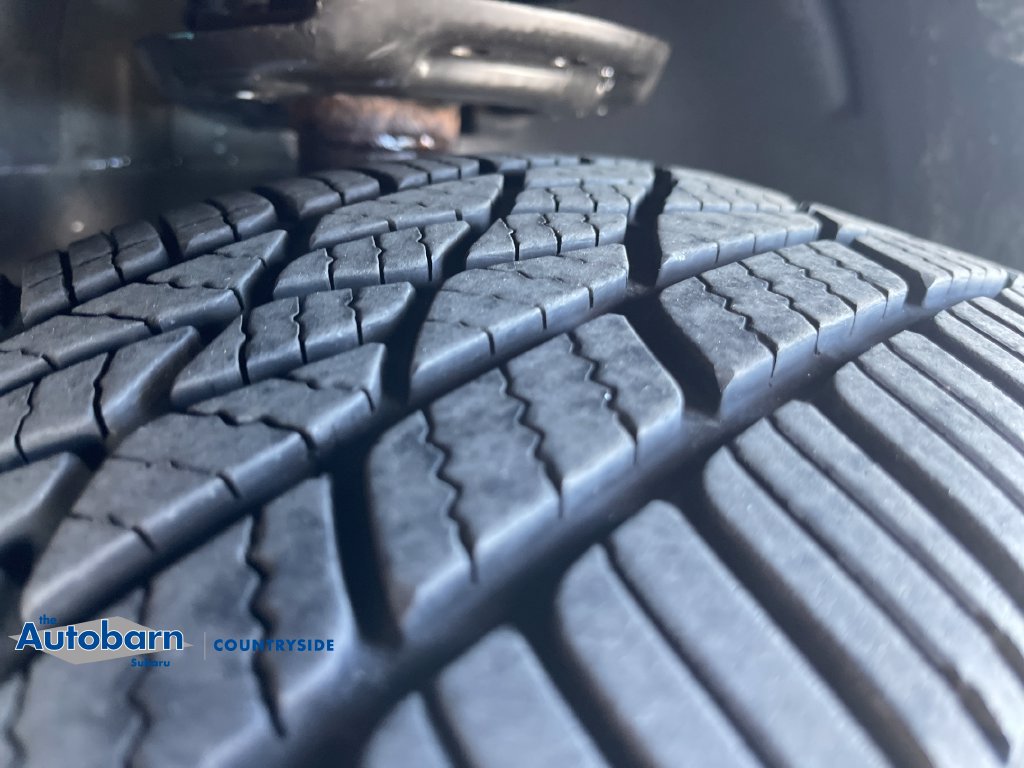 Used 2017 Buick Encore Essence w/ Experience Buick Package AWD/4WD image 28