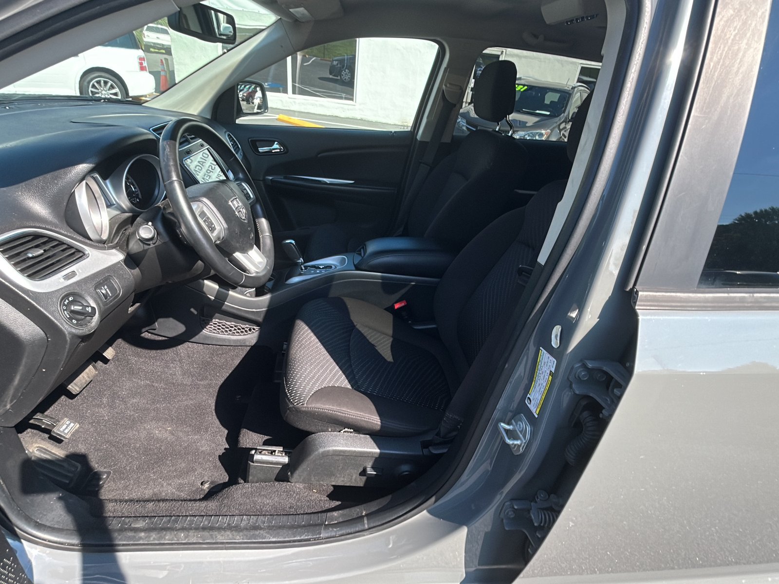 Used 2019 Dodge Journey SE w/ Premium Group FWD image 21