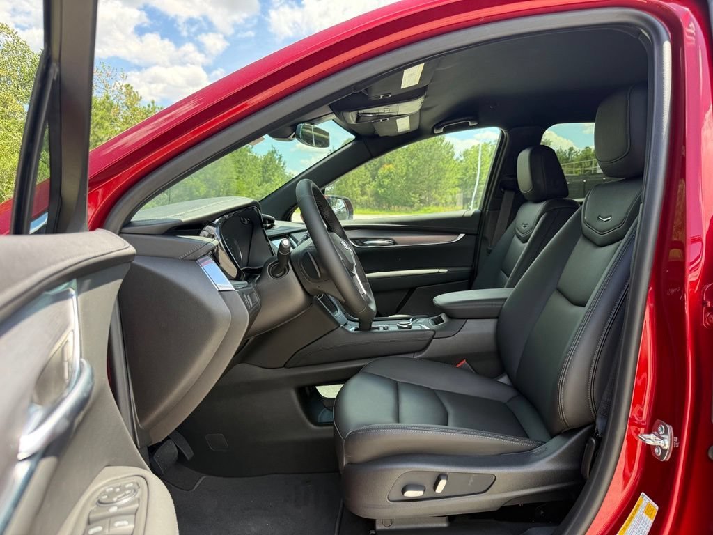 New 2026 Cadillac XT5 Luxury FWD image 18