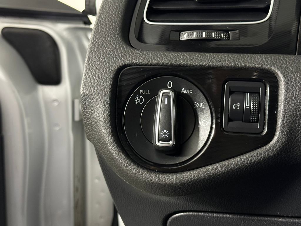 Used 2015 Volkswagen GTI SE w/ Lighting Package (SEL) image 20