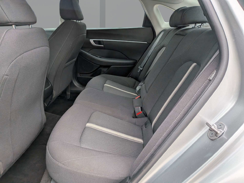 Used 2025 Hyundai Sonata SEL FWD image 18