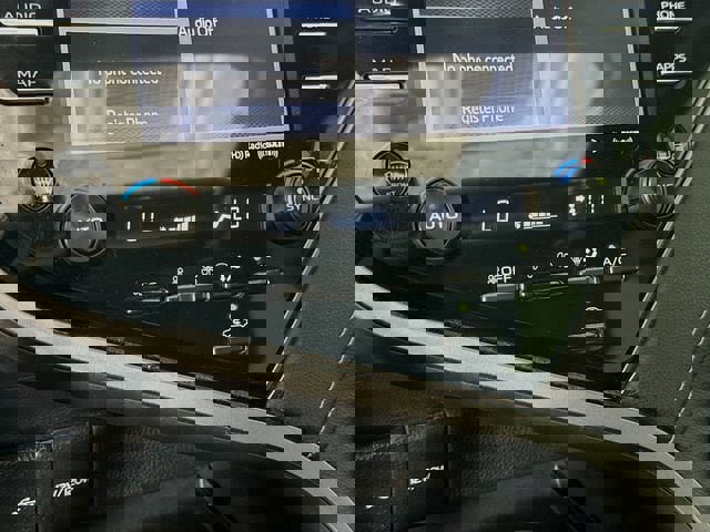 Certified 2020 Toyota Camry SE w/ Audio Package FWD image 15