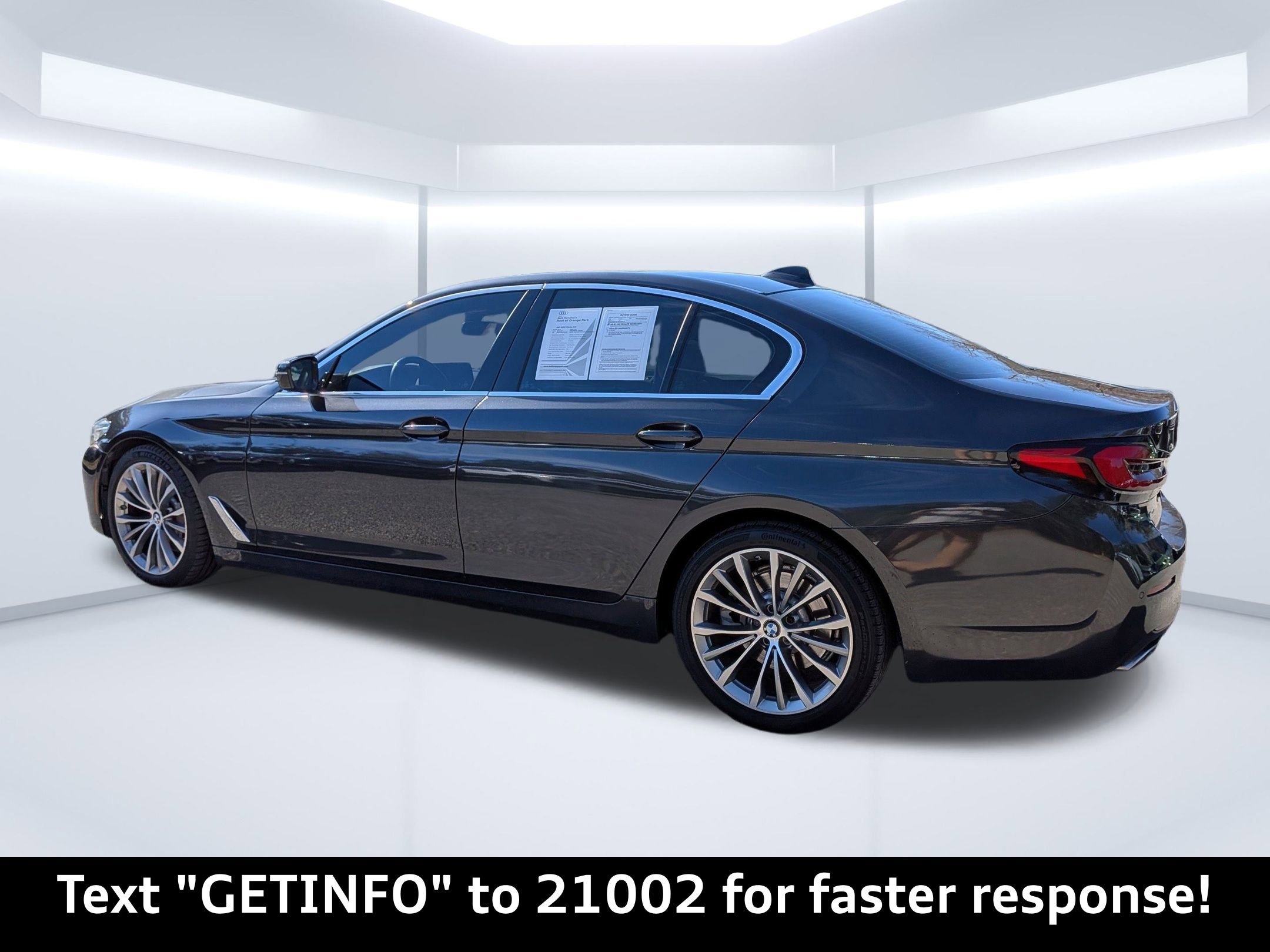 Used 2021 BMW 530i w/ Premium Package image 5