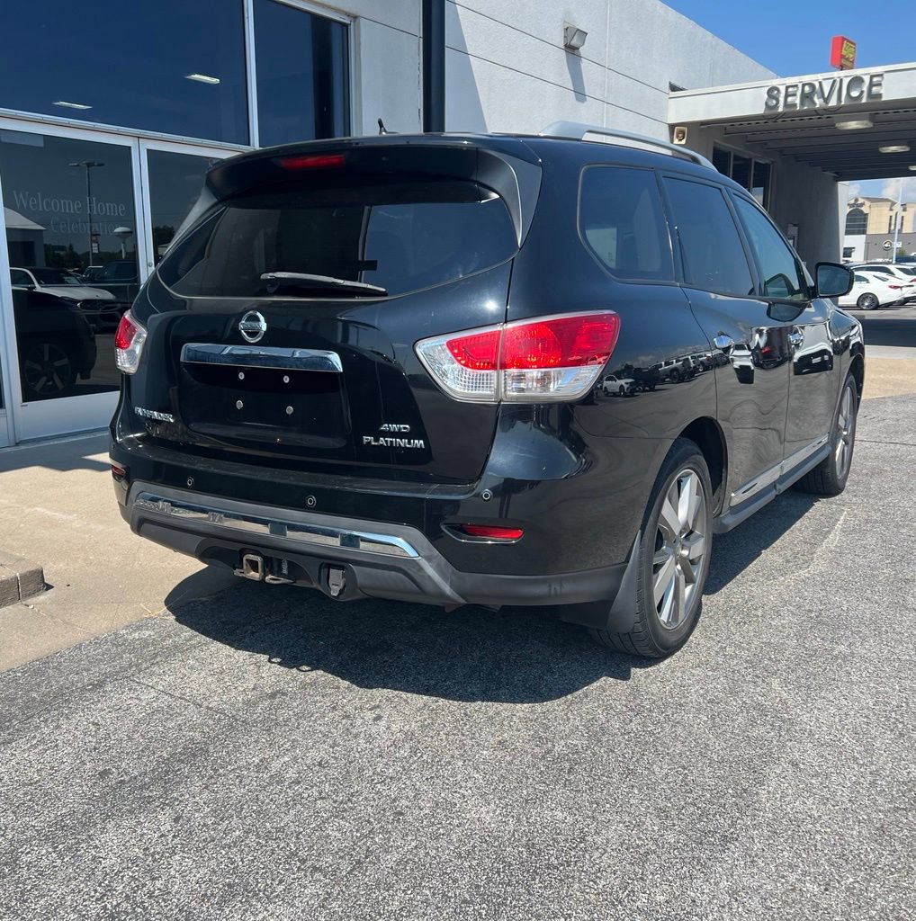 Used 2013 Nissan Pathfinder Platinum w/ Platinum Premium Pkg AWD/4WD image 7