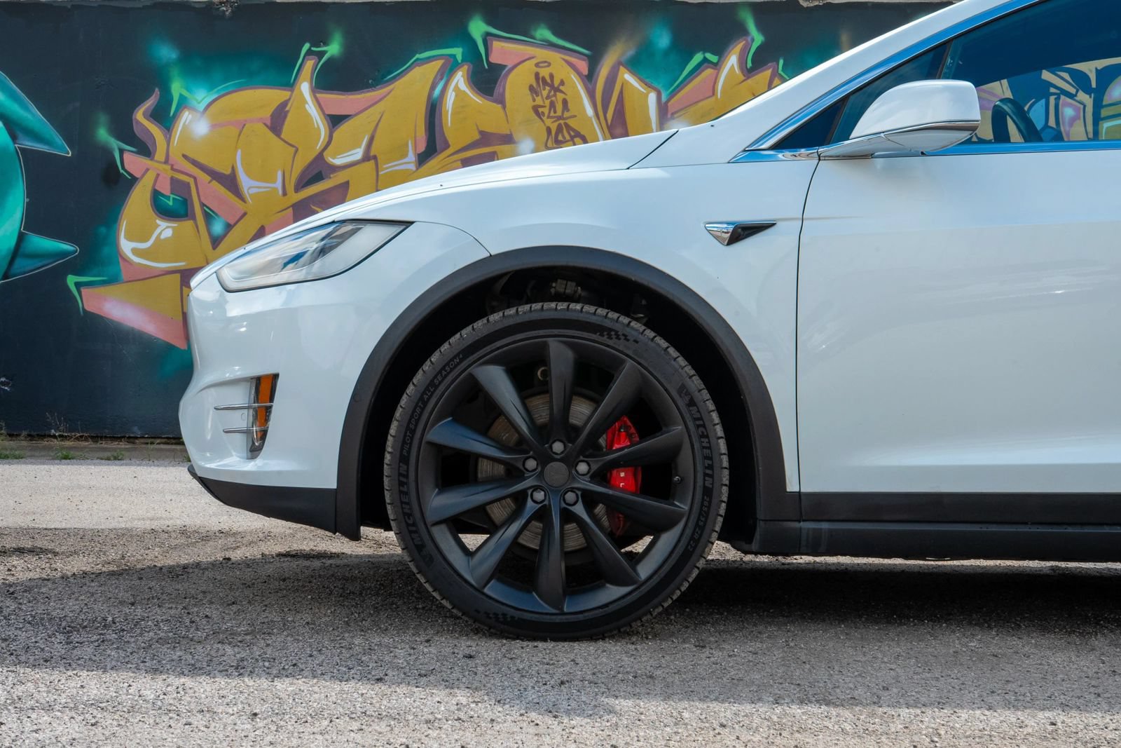 Used 2019 Tesla Model X Performance AWD/4WD image 10