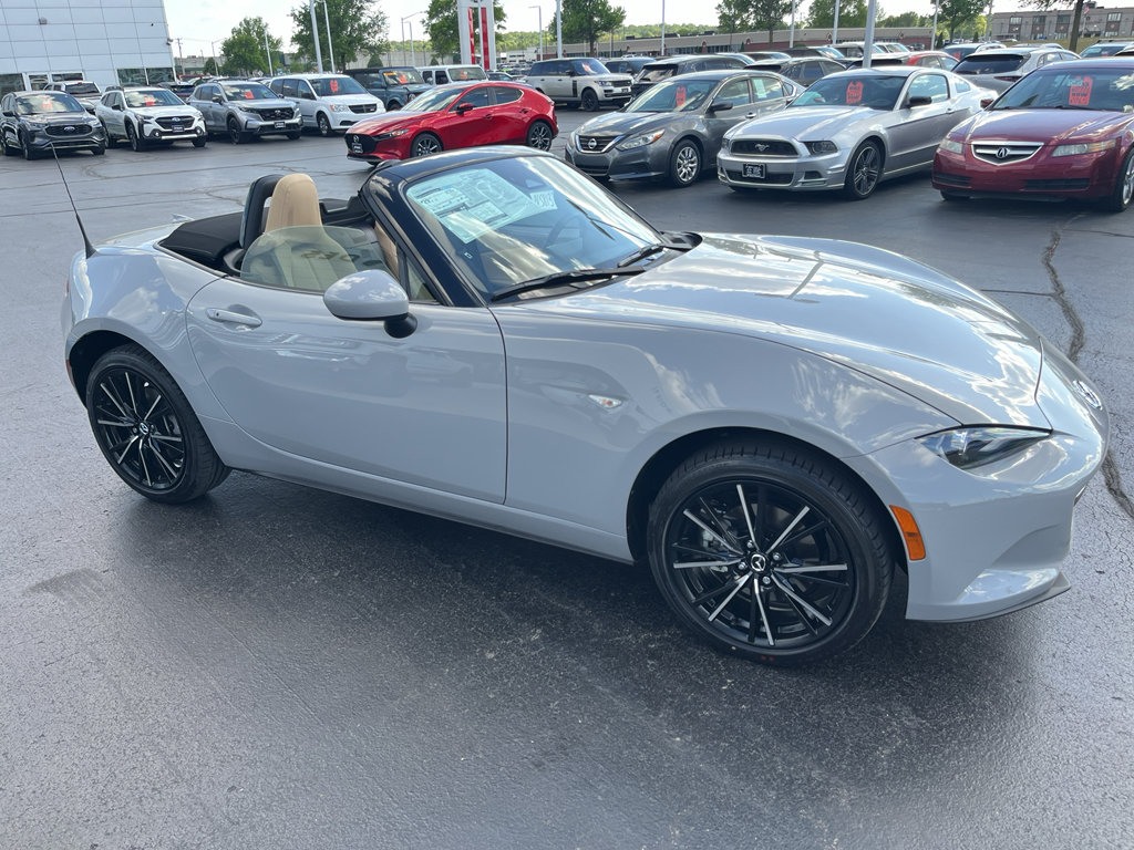 New 2026 MAZDA MX-5 Miata Grand Touring RWD image 44