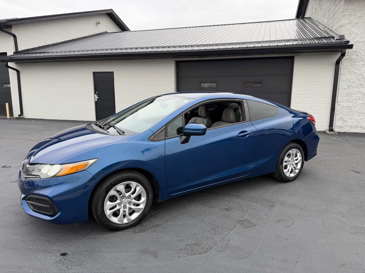 Used 2014 Honda Civic LX image 2