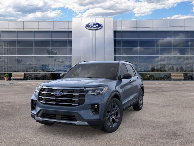 New 2026 Ford Explorer Active w/ Active Comfort Package AWD/4WD image 2