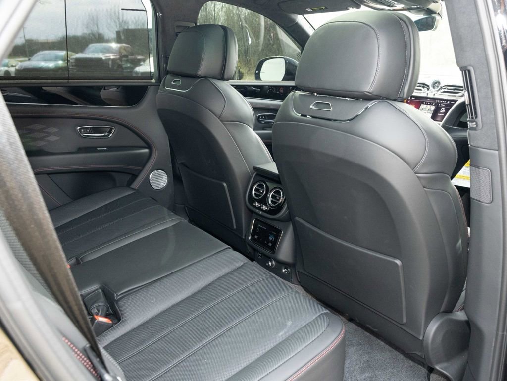 Certified 2025 Bentley Bentayga AWD/4WD image 72