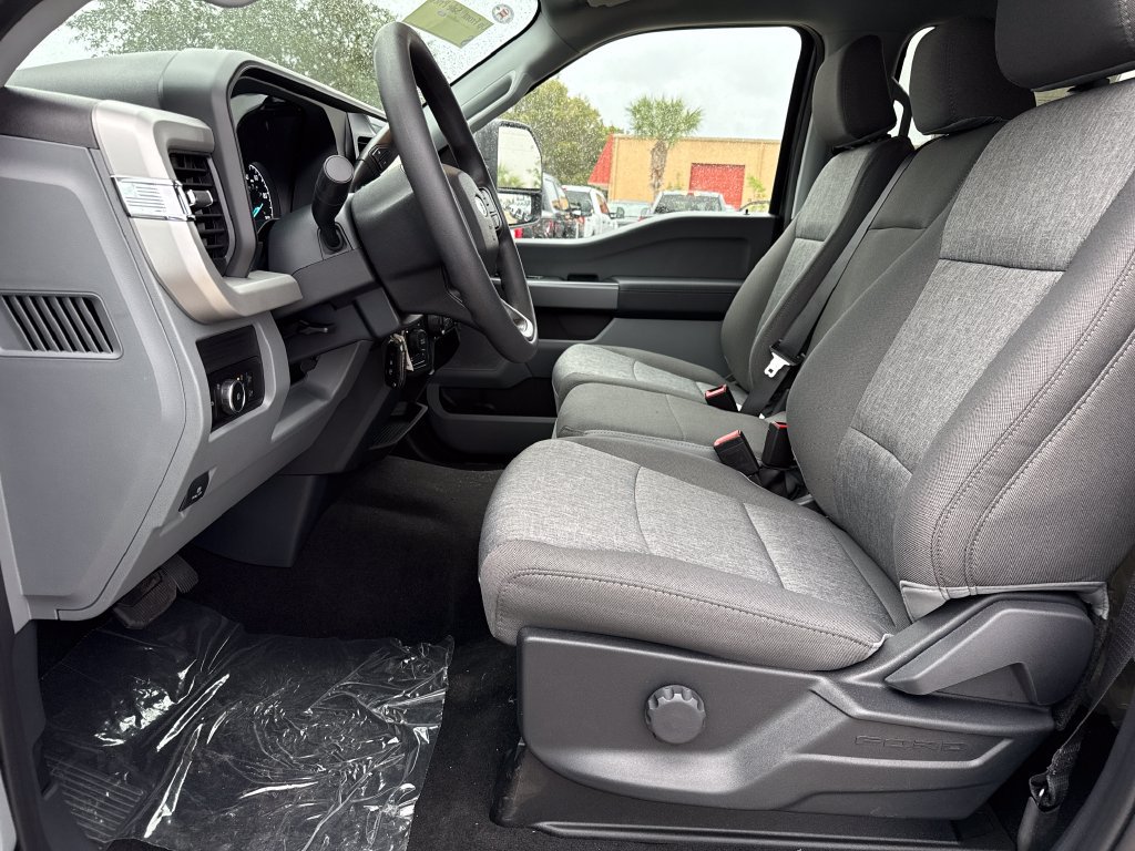 New 2026 Ford F250 XL w/ STX Appearance Package AWD/4WD image 18