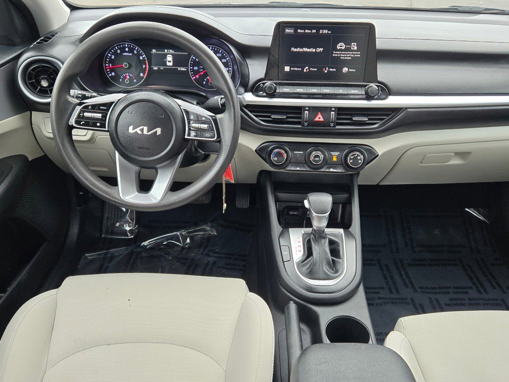 Used 2023 Kia Forte LXS image 16