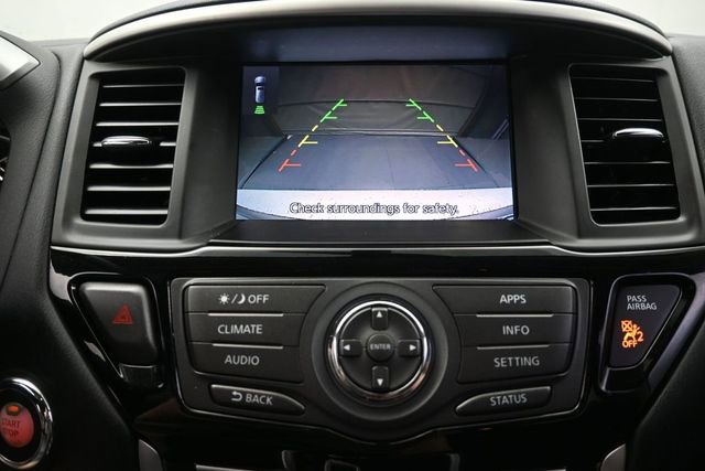 Used 2017 Nissan Pathfinder SV FWD image 9