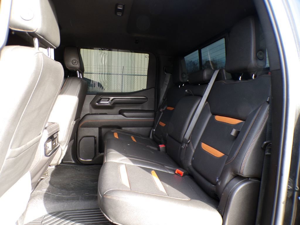 Used 2022 GMC Sierra 1500 AT4 w/ AT4 Preferred Package image 12