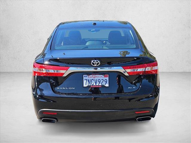 Used 2015 Toyota Avalon XLE Touring w/ Preferred Accessory Package FWD image 7