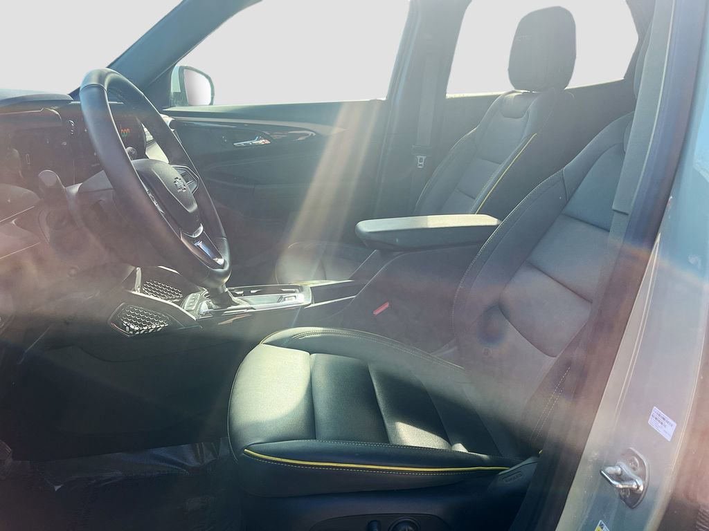 Used 2025 Chevrolet TrailBlazer ACTIV w/ Convenience Package image 21