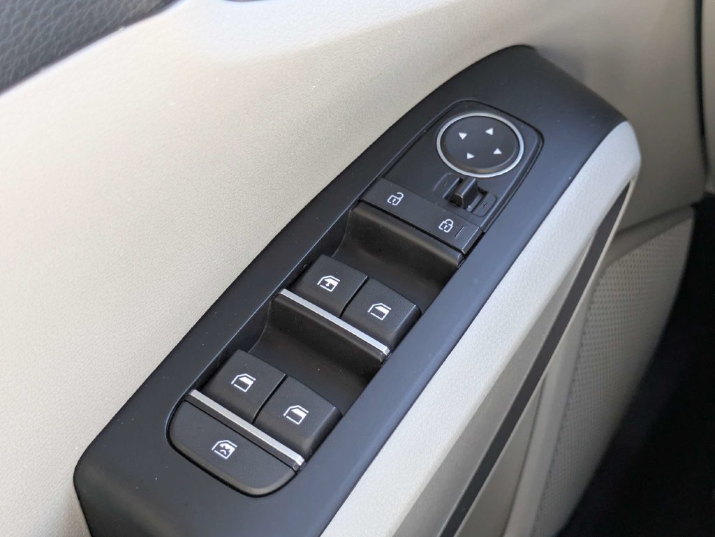 Used 2023 Kia Soul LX FWD image 23