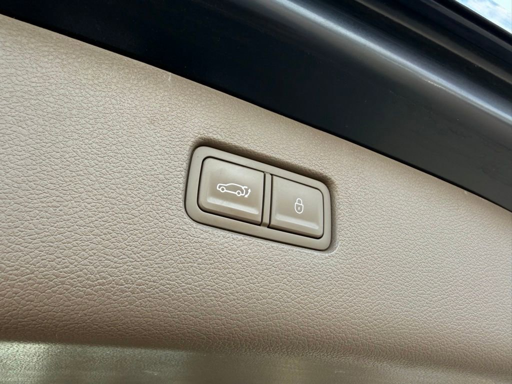 Used 2022 Genesis GV80 2.5T w/ Prestige Package 04 image 10